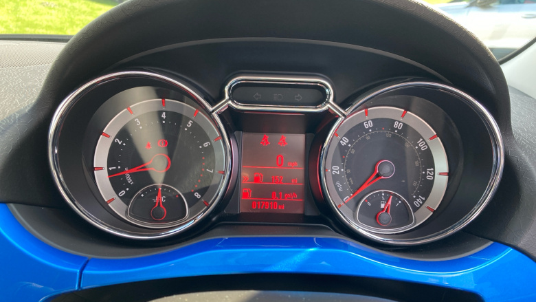 Vauxhall Adam 1.2i Energised 3dr Petrol Hatchback